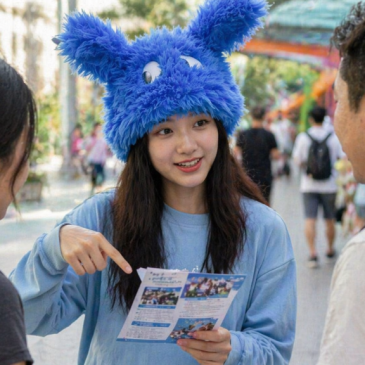 cute-hats-marketing-idea main